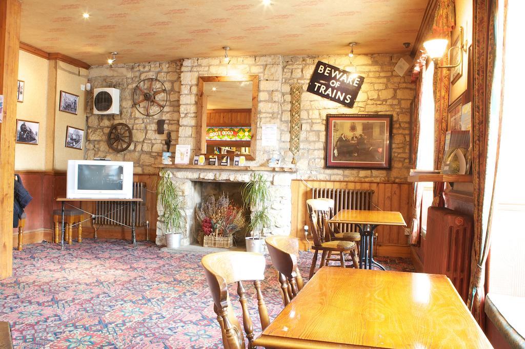 Radstock Hotel Near Bath Exterior foto